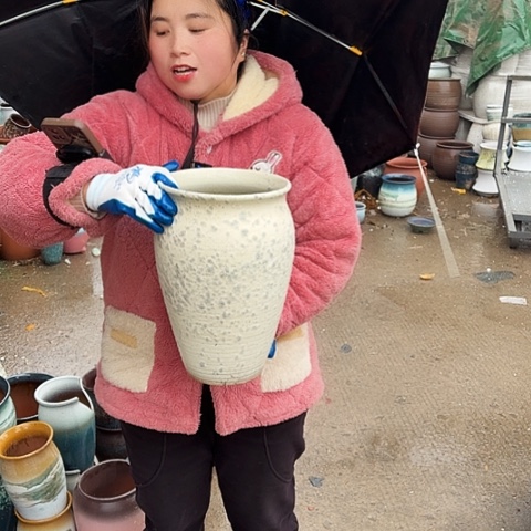 口20高31瑕疵盆子。