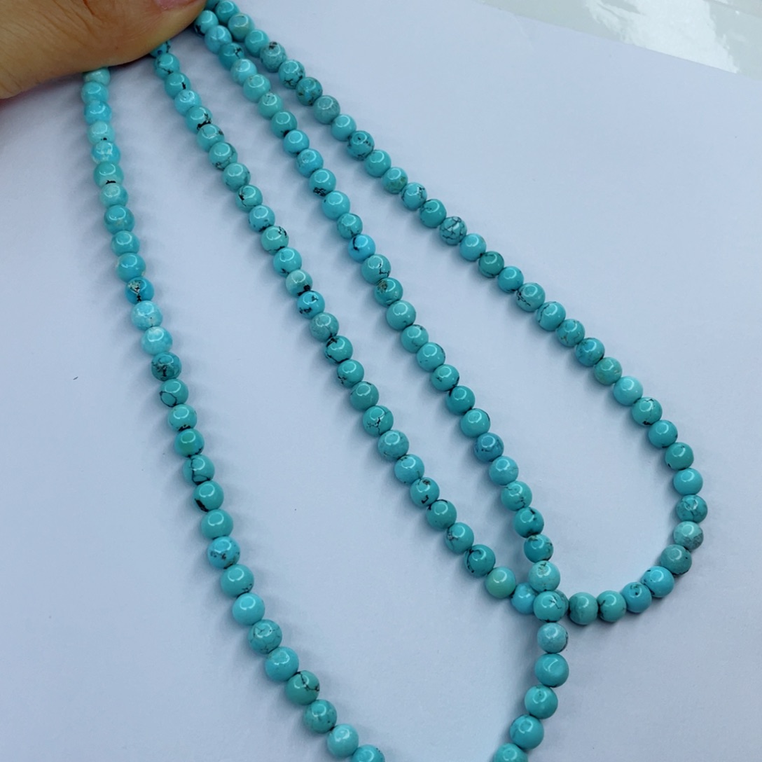 绿松石颈饰未镶嵌