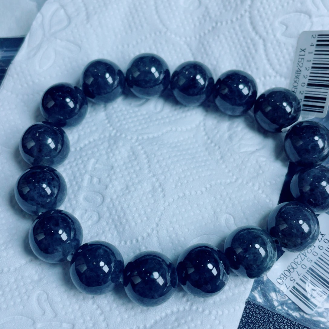 定制翡翠未镶嵌珠串