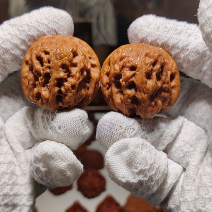 文玩核桃吊坠凤凰山元宝38