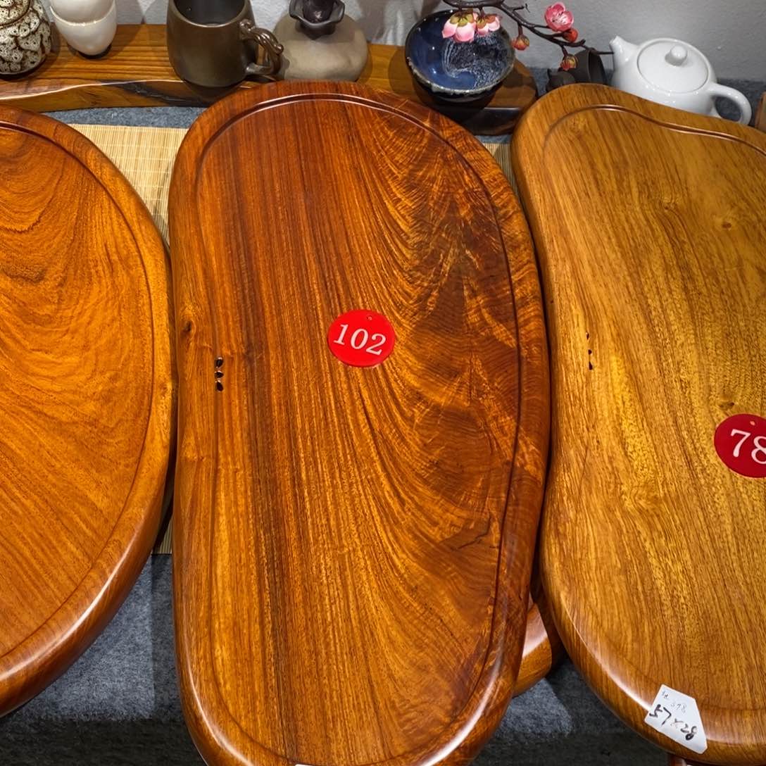 归**饭花梨木自然随形茶盘