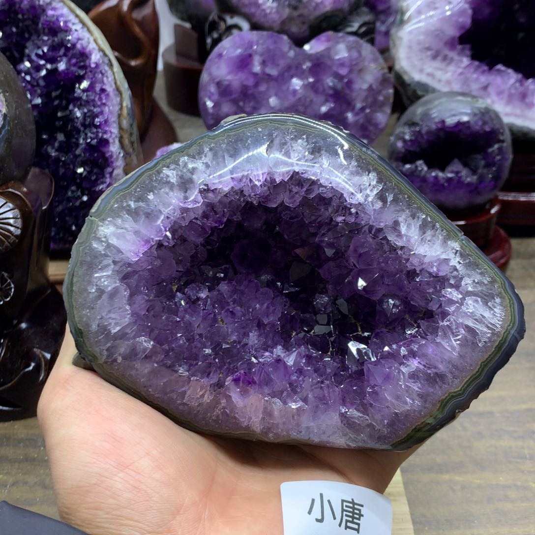 紫晶大型摆件（非配饰）未镶嵌