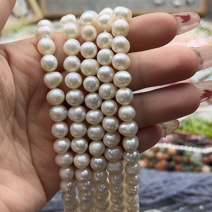 玛瑙/玉髓珠宝半成品未镶嵌一条8mm左右椭圆珍珠几颗有螺纹