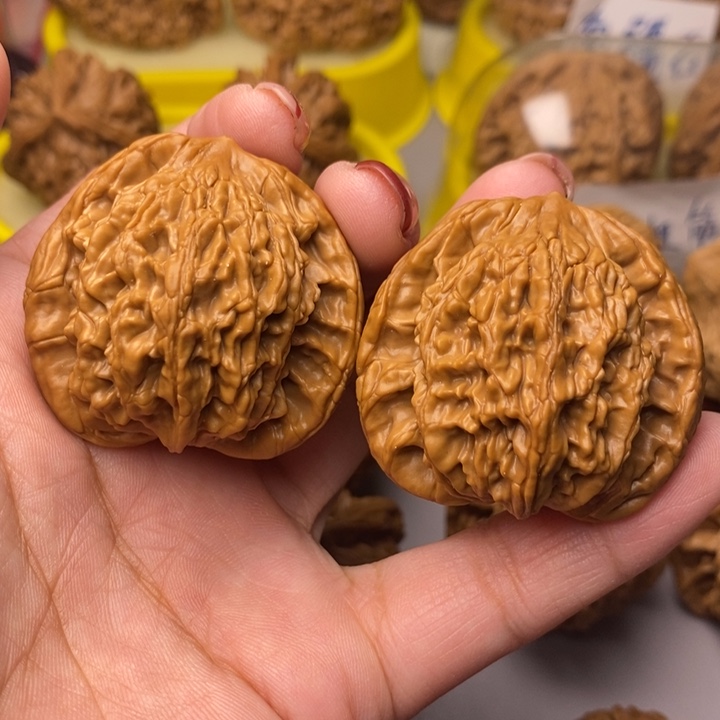 文玩核桃把件虎头40