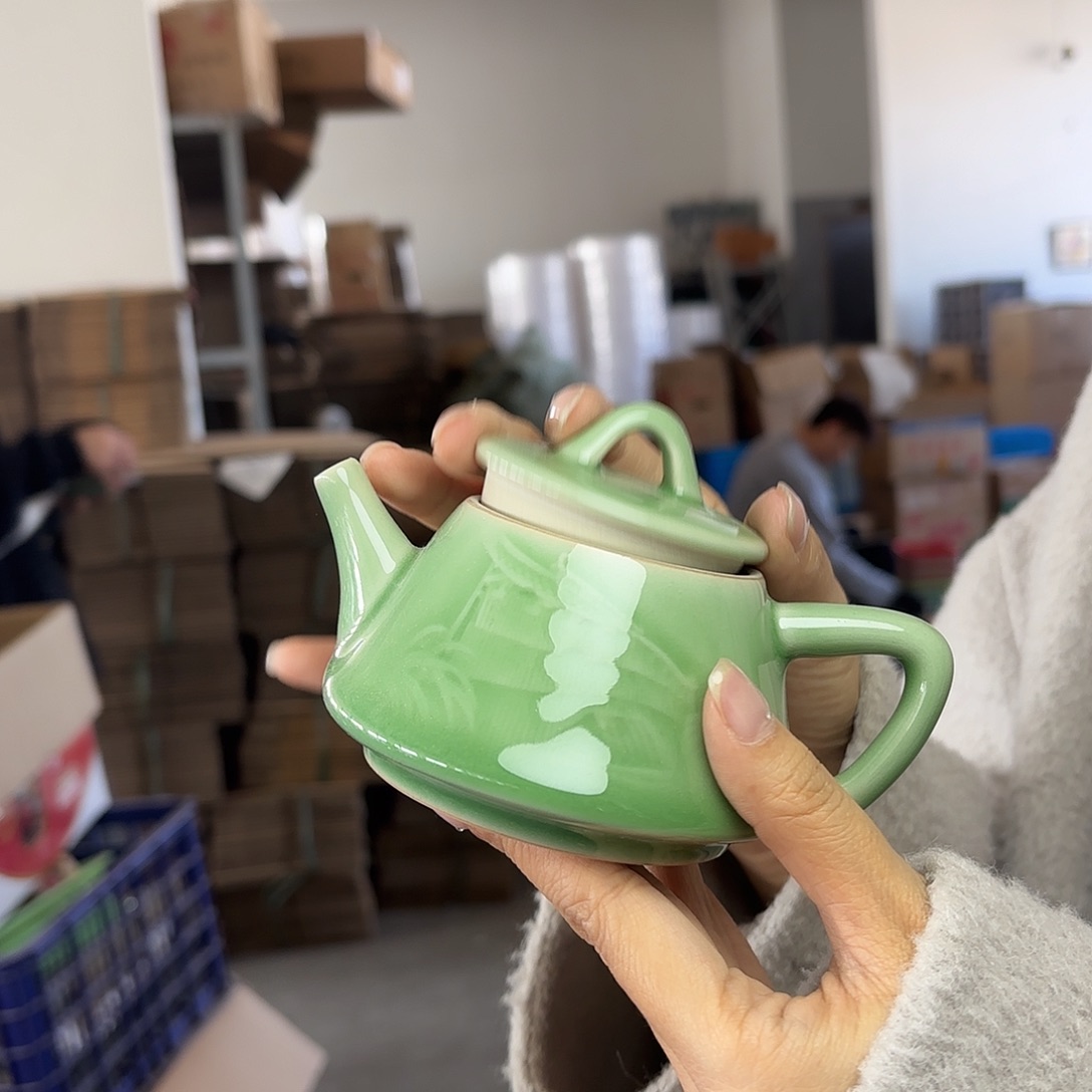 龙泉云间青瓷小米茶器
