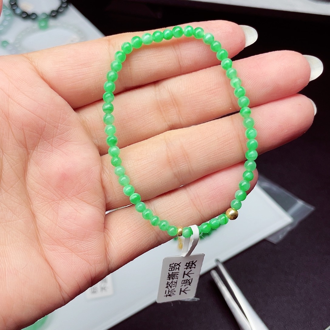 翡翠未镶嵌手链18 K金镶嵌天然缅甸翡翠A货卡3.6