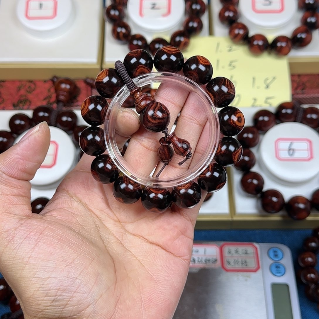 一***万黄花梨/降香黄檀黄花梨1.6