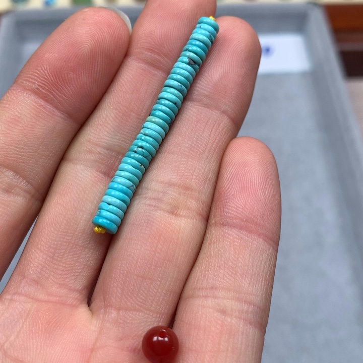 南红玛瑙配饰未镶嵌