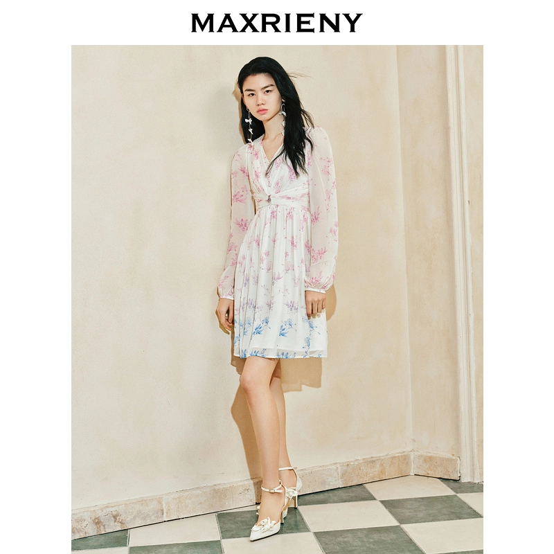 MAXRIENY【东方玉兰-商场同款新品】仙美氛围感渐变晕染玉兰连衣裙