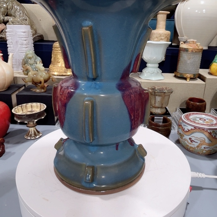 碟不*器型规整精致小巧精致