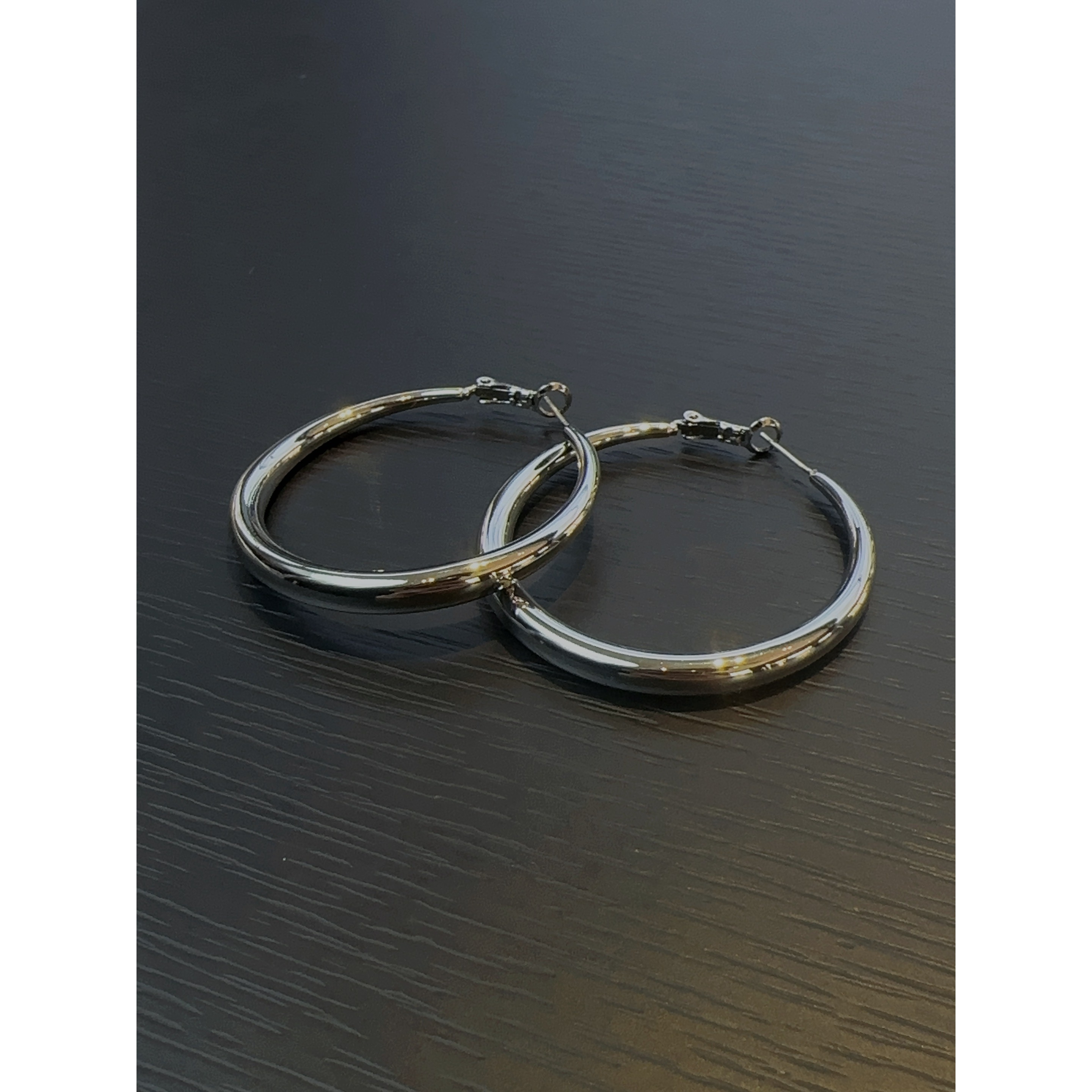 铜合金耳饰 UCUT简刀 SOUL HUG 设计师品牌 25春夏金属大圈口耳环