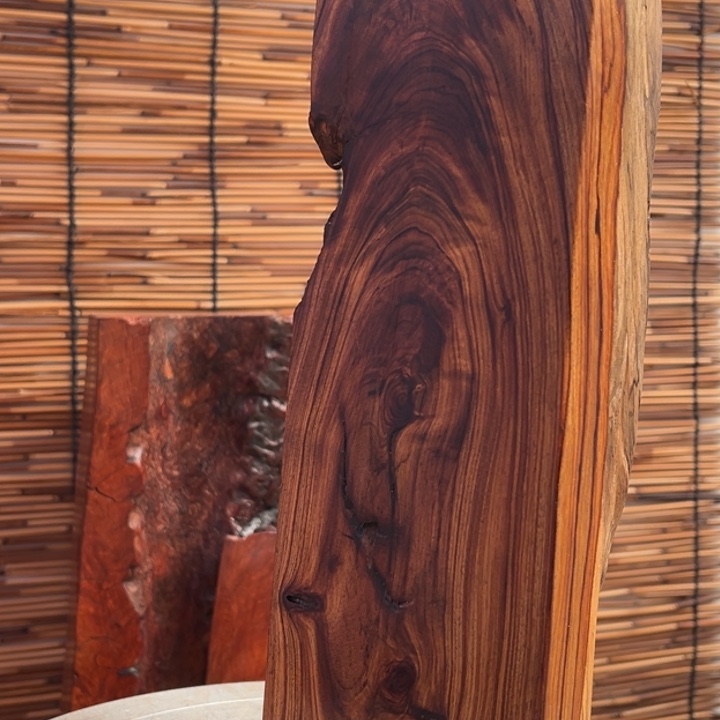 共***海大叶紫檀（黑酸枝木类）