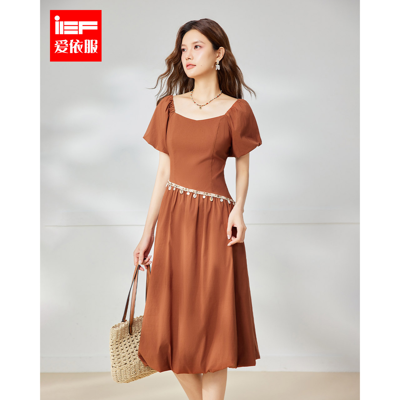 IEF/爱依服2025新款夏季梭织背心裙显瘦气质时尚复古红色法式收腰