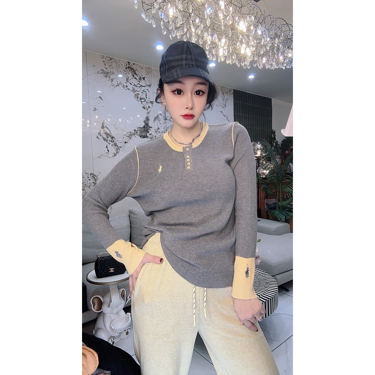 拼色袖口纽扣领长袖上衣韩版百搭打底衫K550