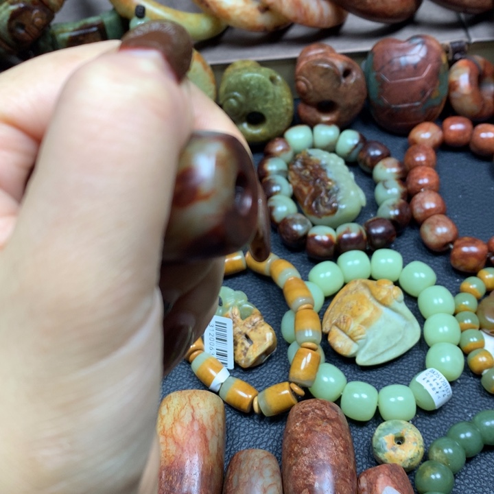 閒***鶴岫岩河磨玉（透闪石质玉）未镶嵌把件