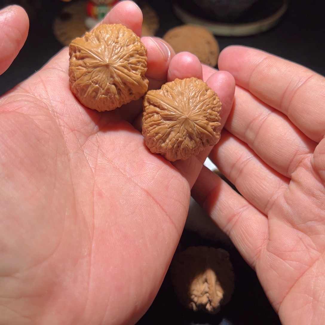 文玩核桃把件铁锤