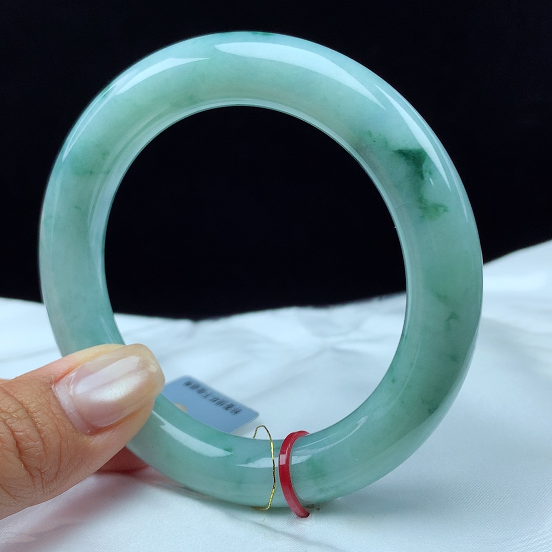 翡翠手镯未镶嵌58圈 3847