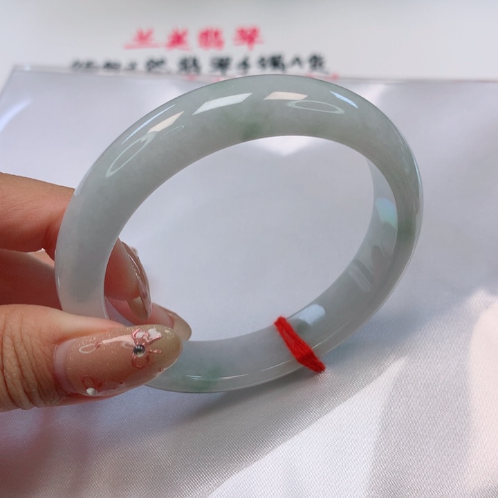 翡翠手镯未镶嵌小***a57圈