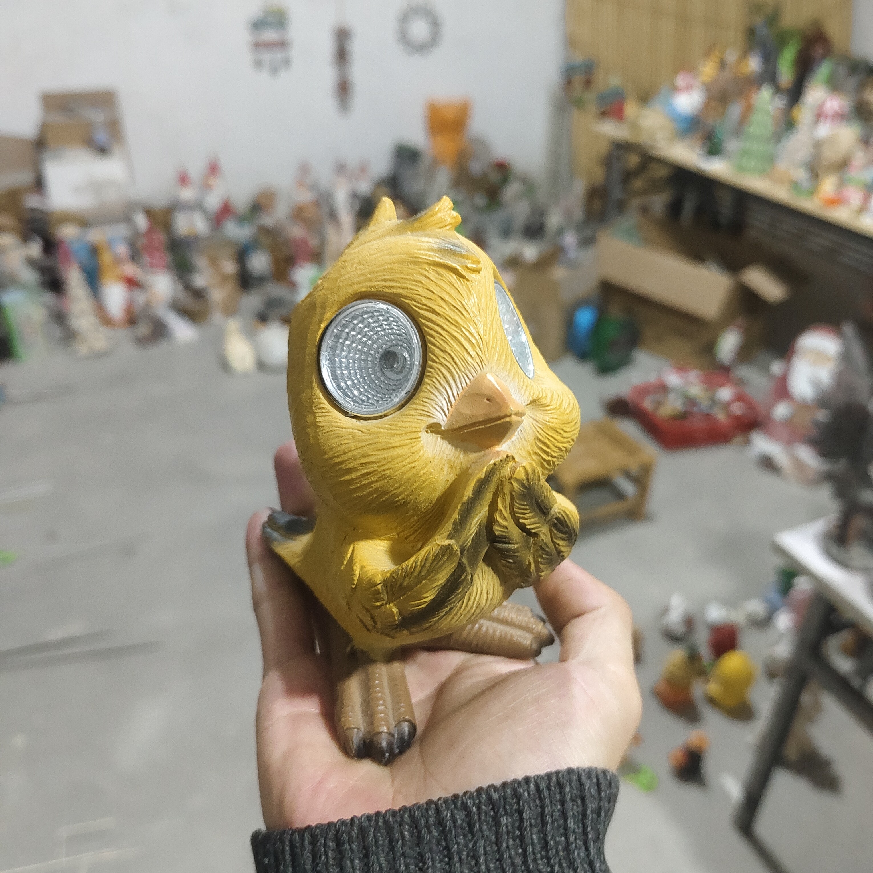 树脂可爱黄鹂鸟太阳能摆件