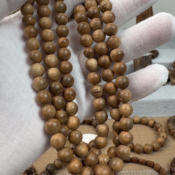 沉香手串柬埔寨黄油老料多圈沉香手串0.8规格23.4克