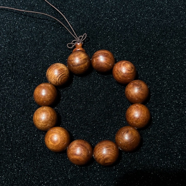 红檀木木制手串时尚大气