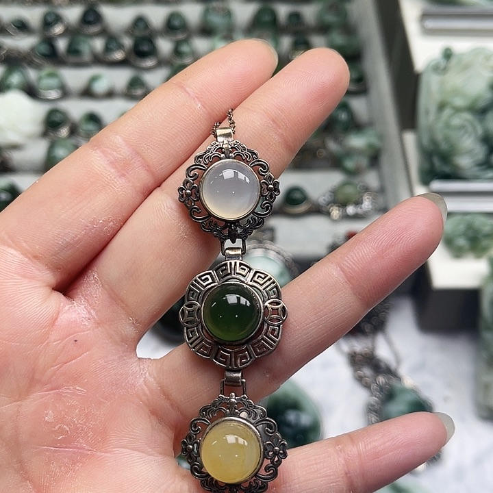 蛇纹石玉手链未镶嵌