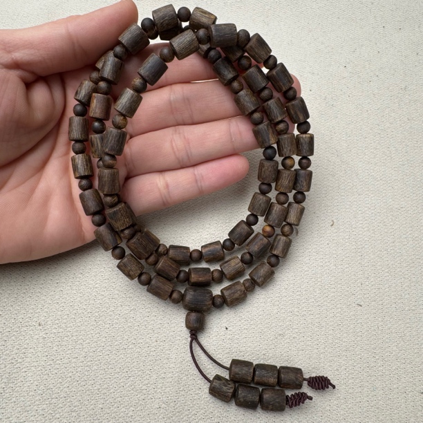 棋楠沉香乌身沉水随形卡8+保33+克手串