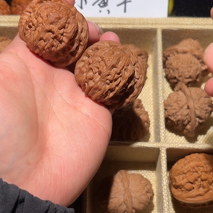 文玩核桃吊坠42+山地毕业正磨