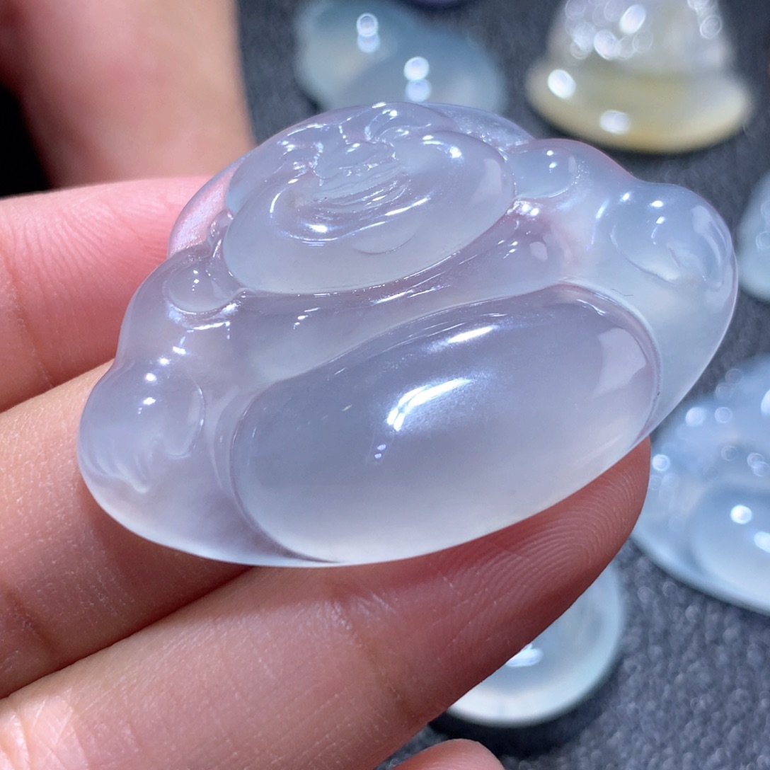 翡翠颈饰未镶嵌缅甸