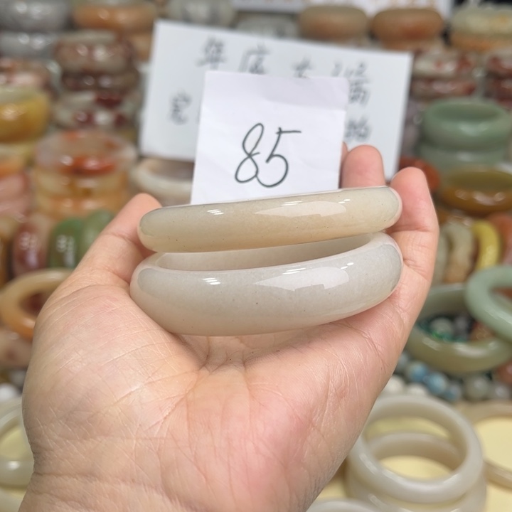 石英质玉微瑕56➕发2条未镶嵌