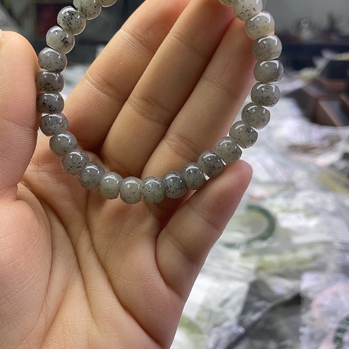 和田玉未镶嵌手串