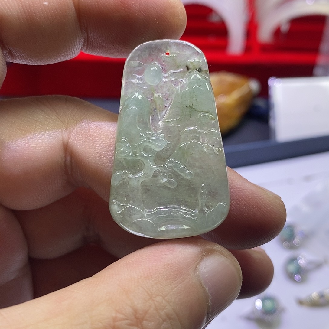 翡翠未镶嵌颈饰7556455555