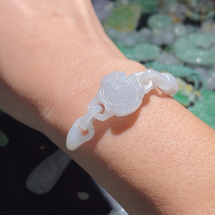 颈饰未镶嵌翡翠天