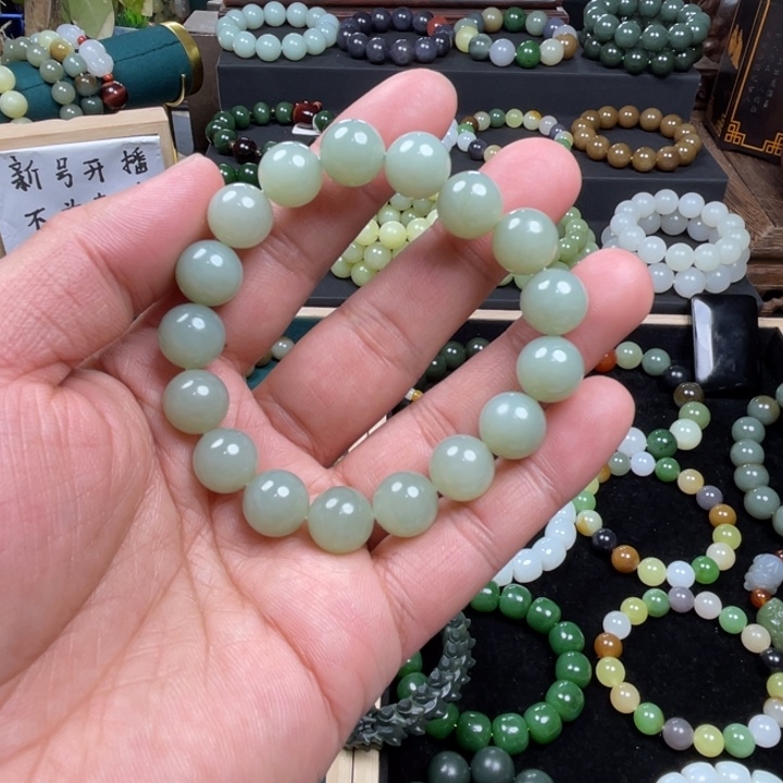 和田玉手串未镶嵌