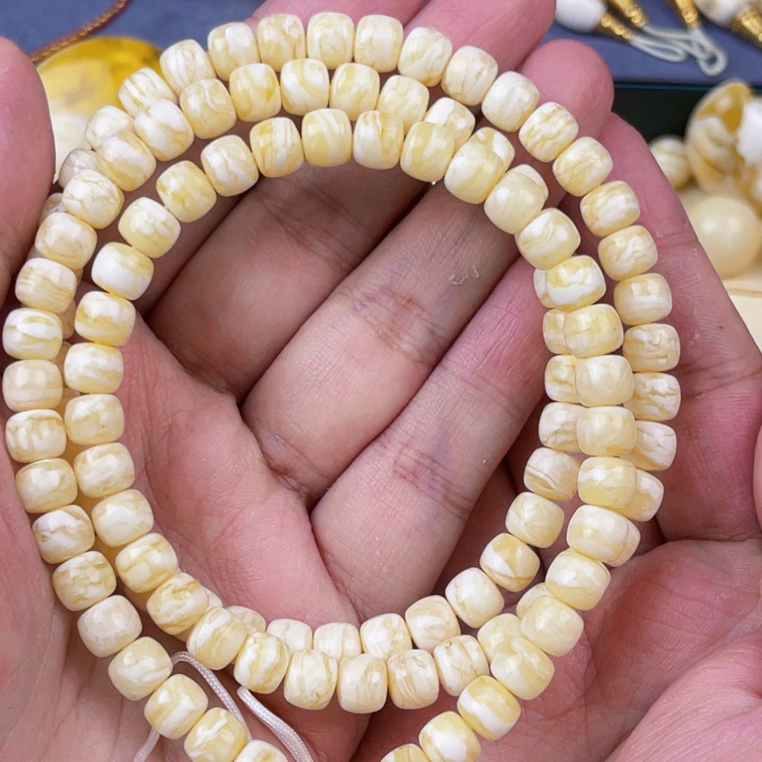 琥珀珠宝奇石未镶嵌无***牛