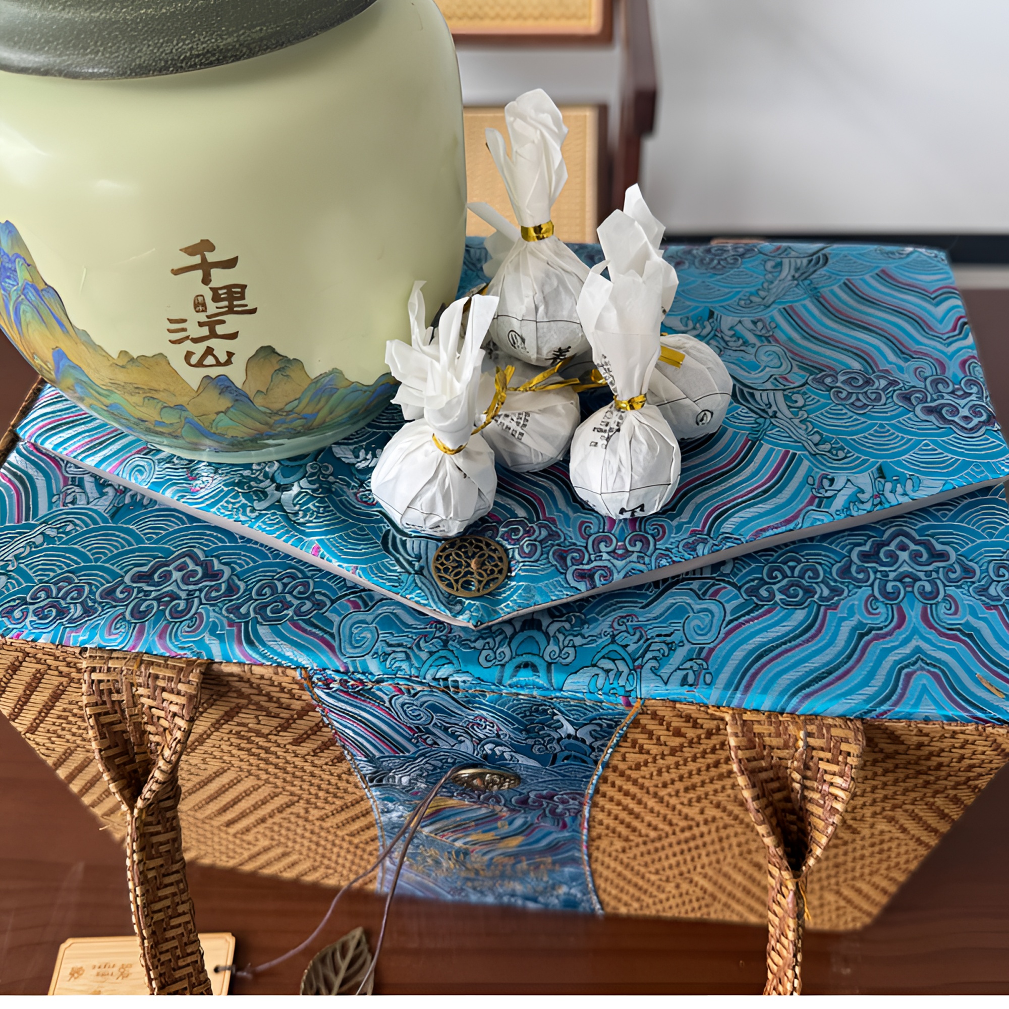 云南深山野生墨江通关特产羊神山古树茶龙珠生茶（450g礼盒装）