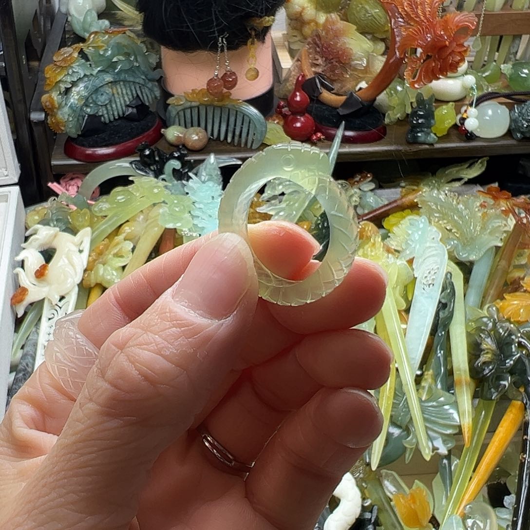 蛇纹石玉发饰合金