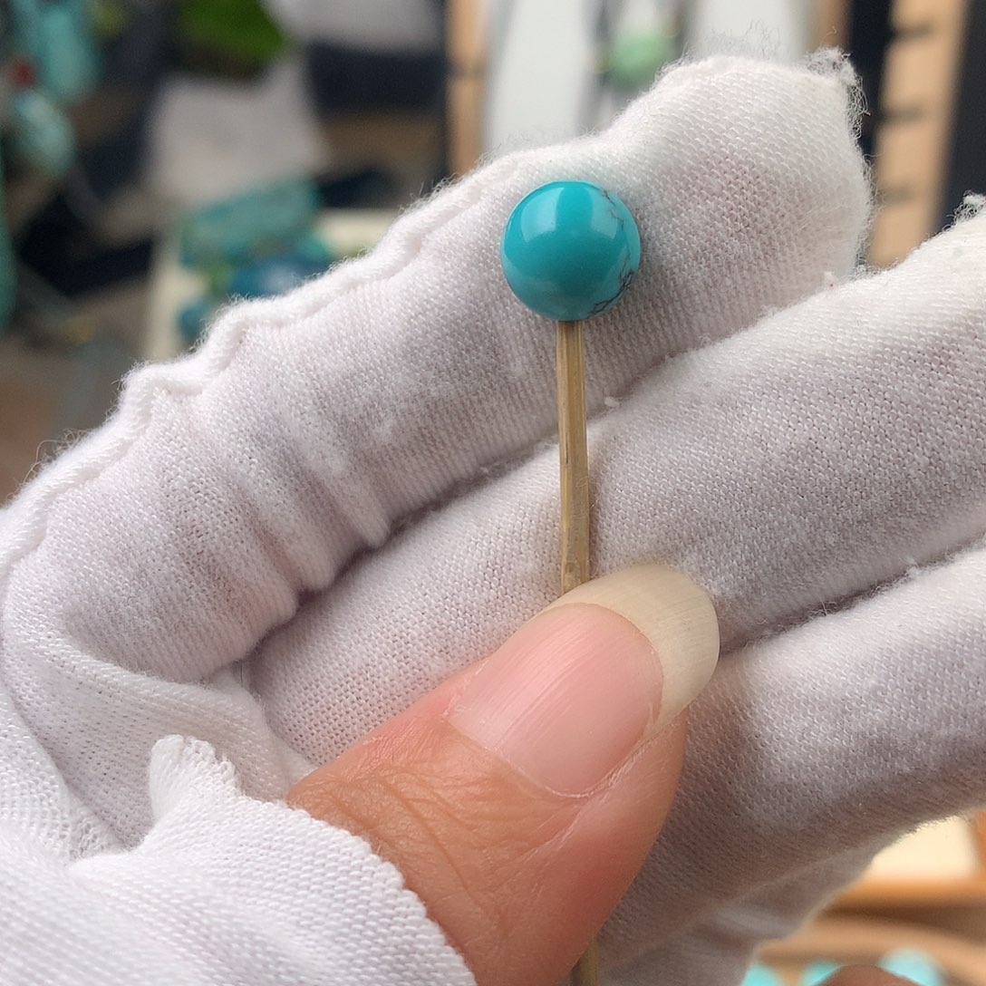 石***年绿松石未镶嵌配饰