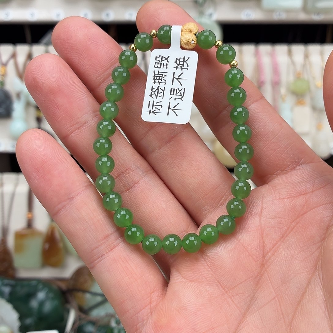 和田玉未镶嵌颈饰天然和田玉俄罗斯碧玉卡6左右无黑点手串