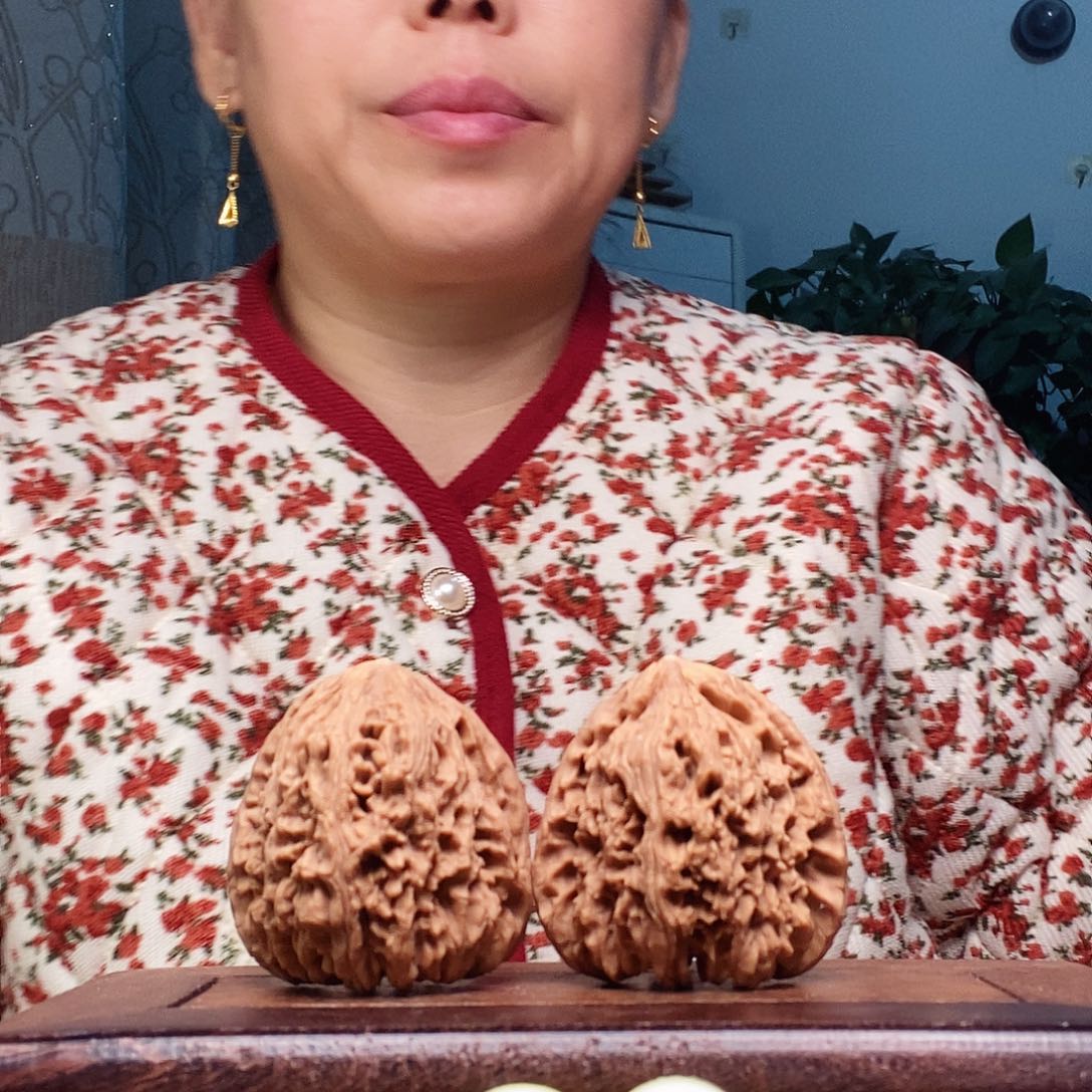 吊坠文玩核桃南疆
