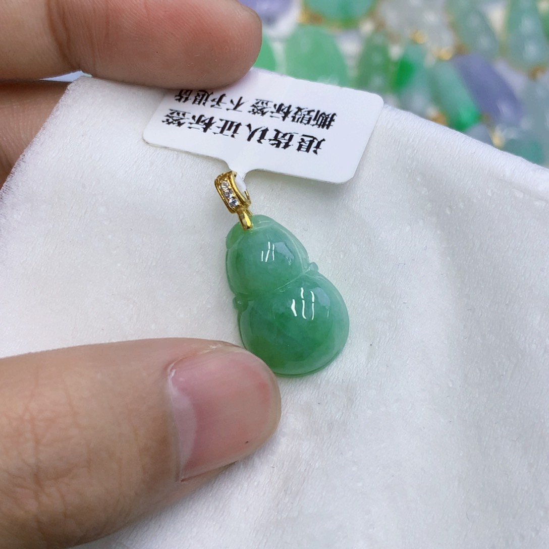 【闪购商品】颈饰未镶嵌翡翠
