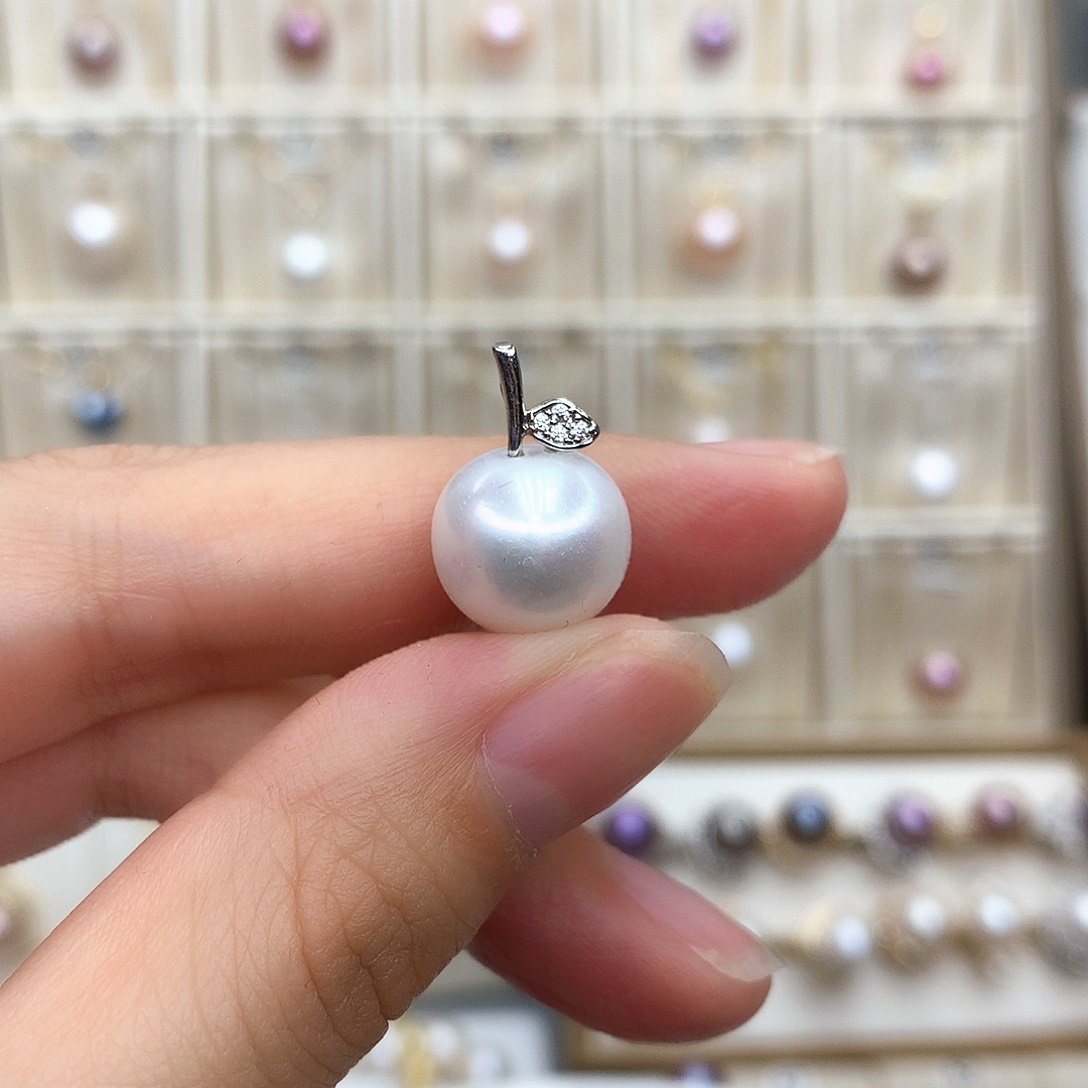 淡水珍珠颈饰合金