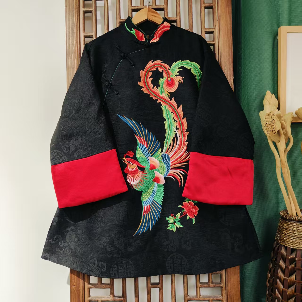 棉（LS392-2）凤徕兮定制黑福禄底红绿凤刺绣斜襟盘扣立领薄棉服