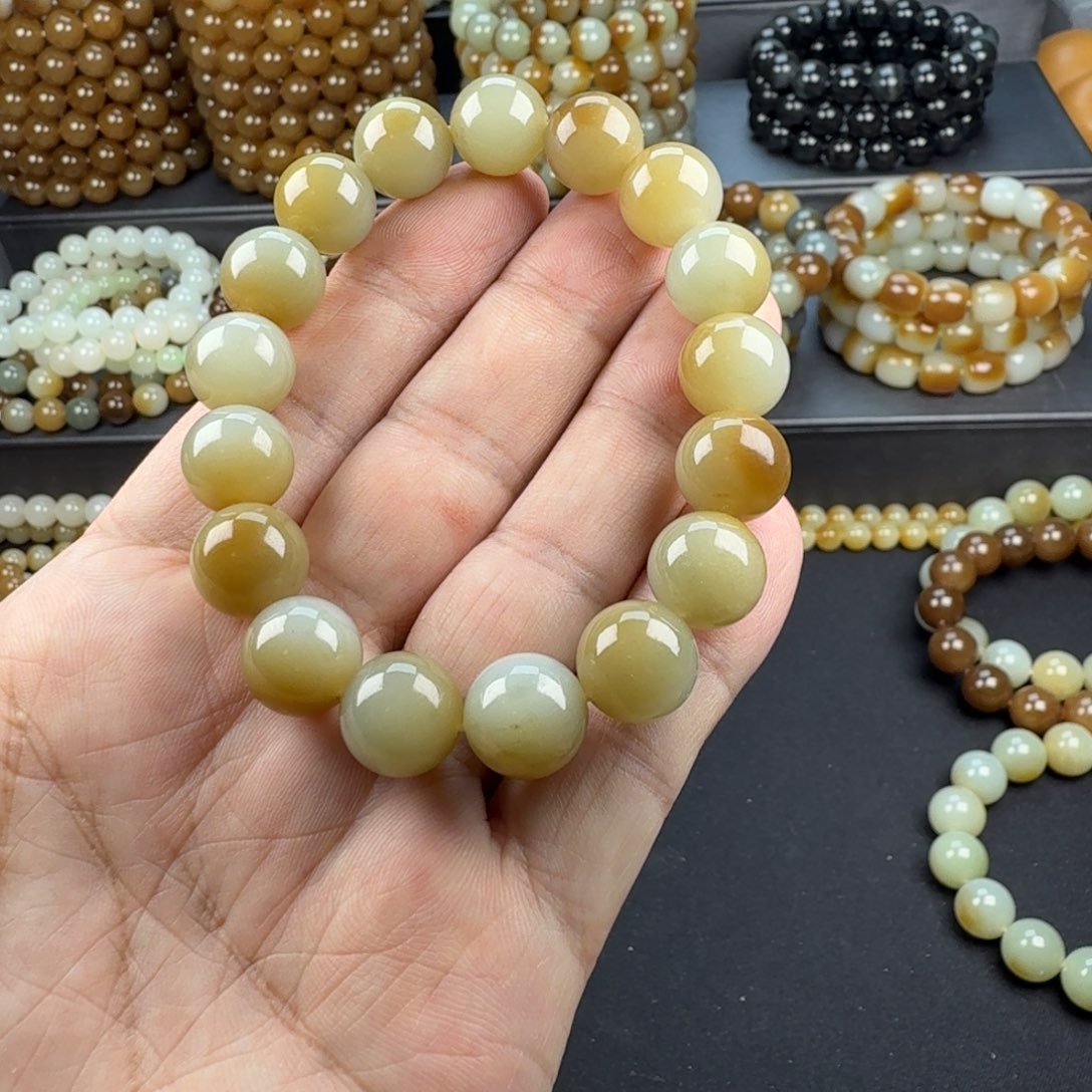 芒****和田玉未镶嵌手链