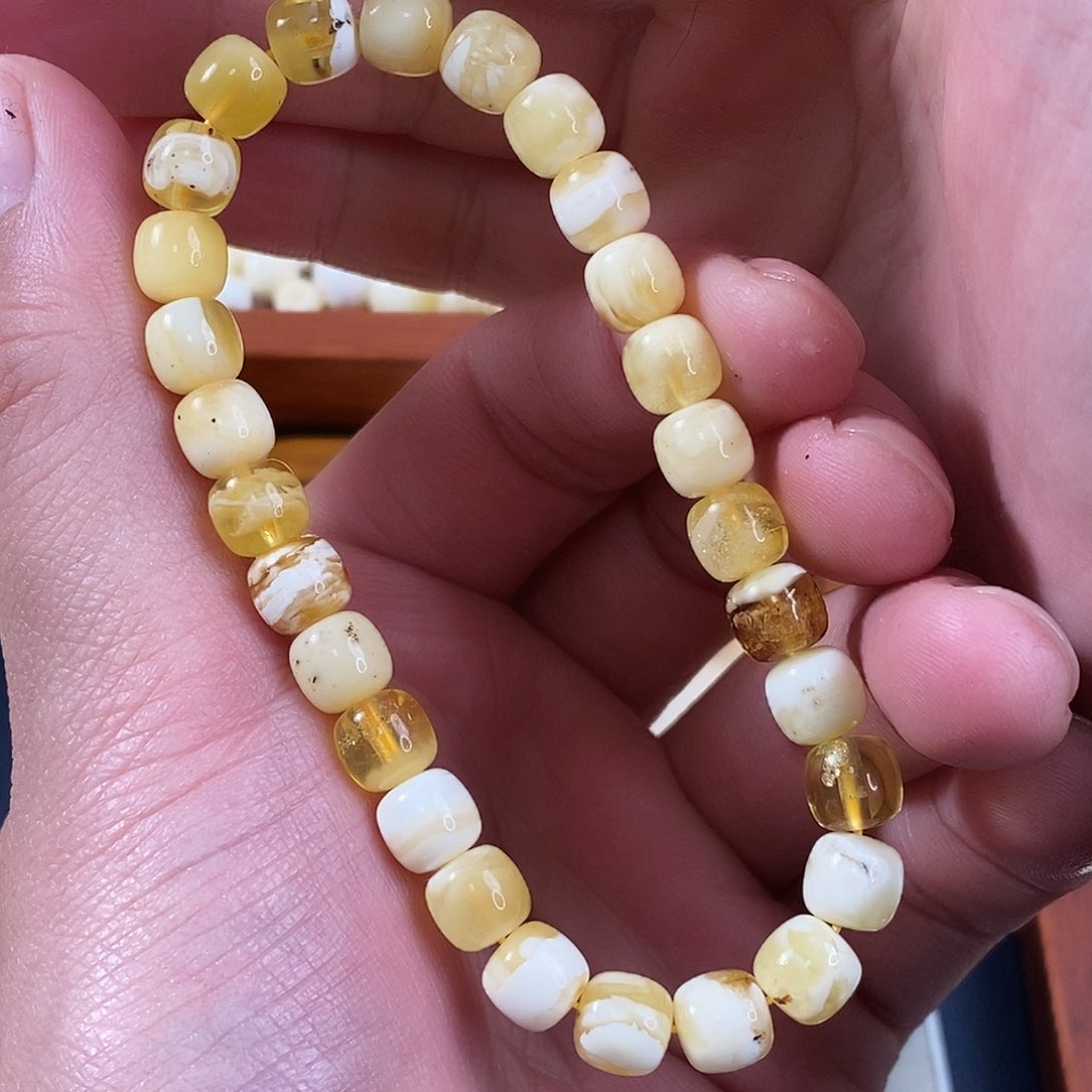 琥珀裸石未镶嵌微瑕