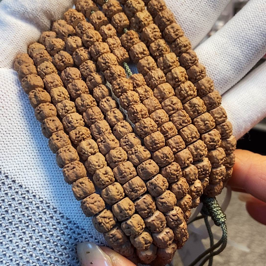 金刚菩提手串臻选级藏式佛手单圈7+