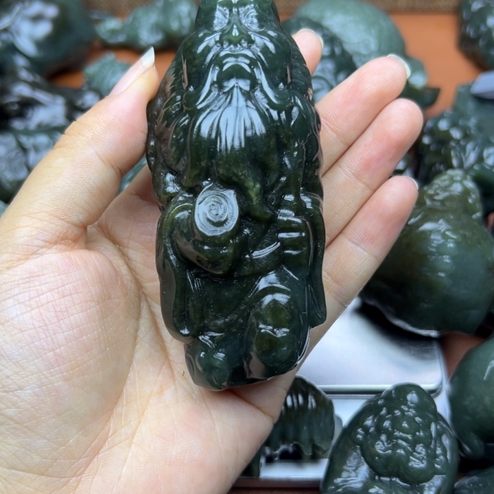 和田玉（糖玉）未镶嵌挂件