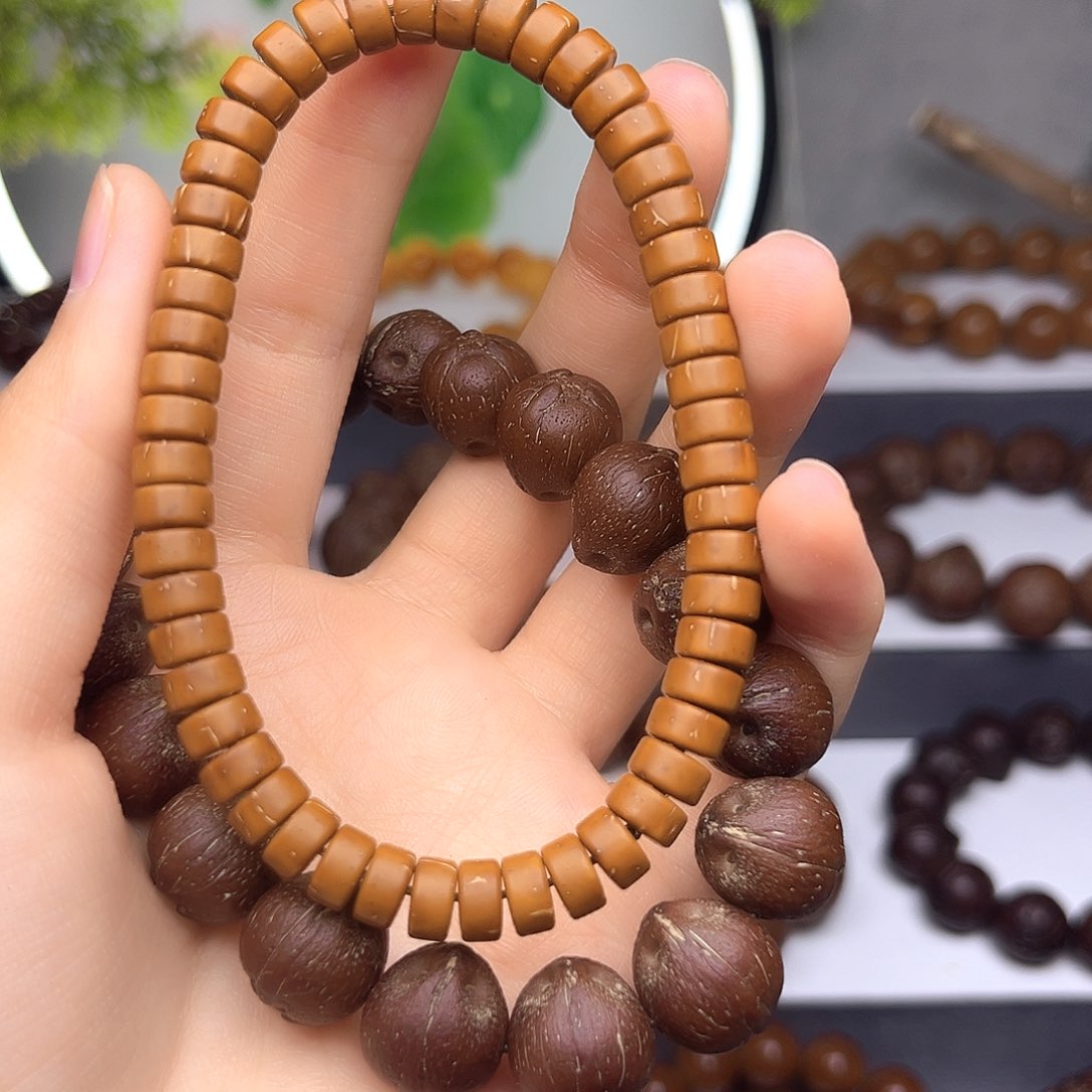 紫金鼠手串?****药片7*4