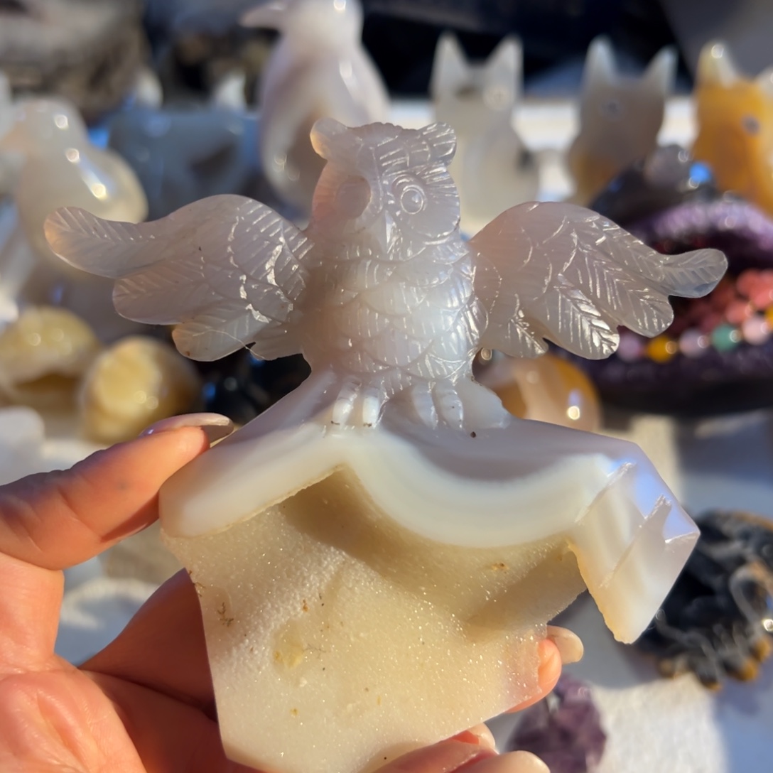 玛瑙/玉髓未镶嵌雕刻件