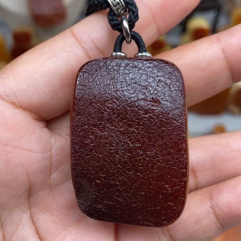 【闪购商品】琥珀颈饰未镶嵌